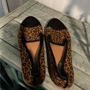 Animal Print Size 11 Flats